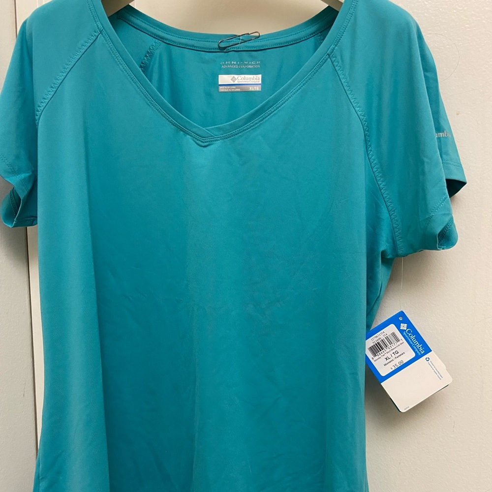 Columbia Teal V-Neck Short Sleeve Performance Tee